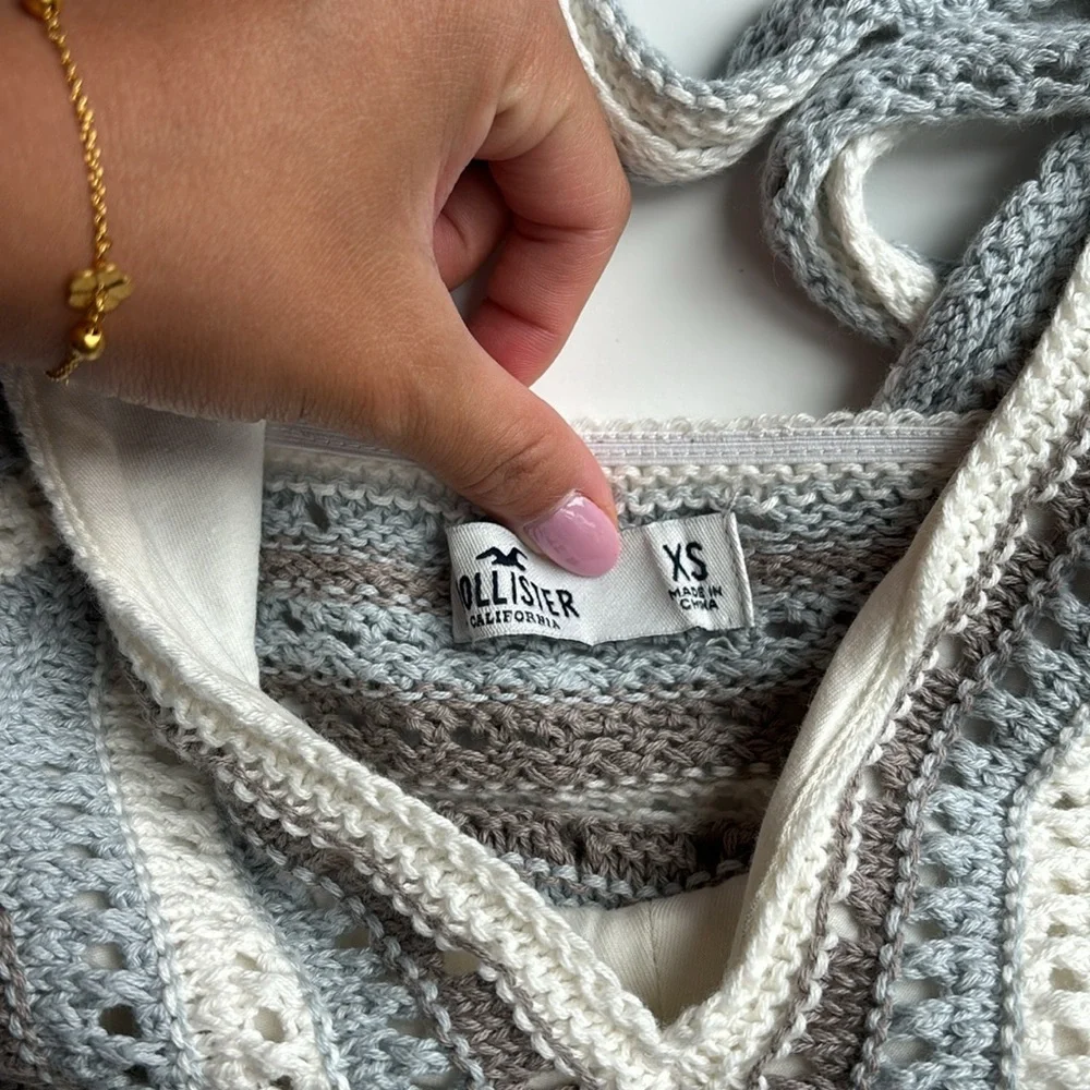 Hollister Crocheted Halter Crop Top - Picture 3 of 5